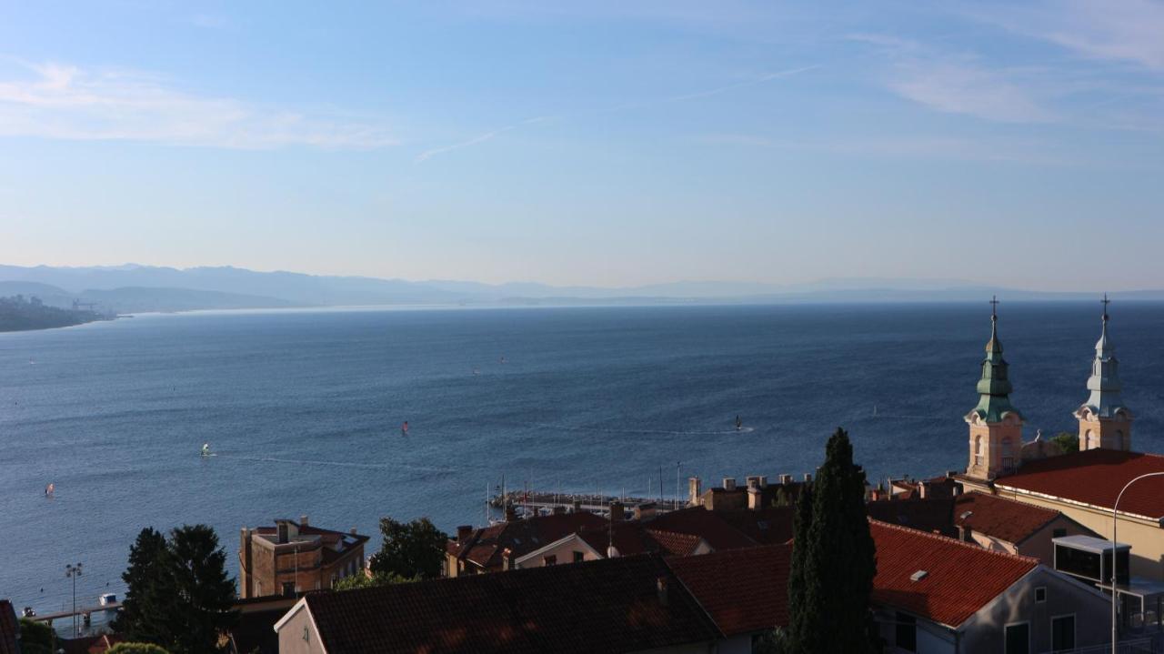 Apartments Komel I Opatija Exteriör bild