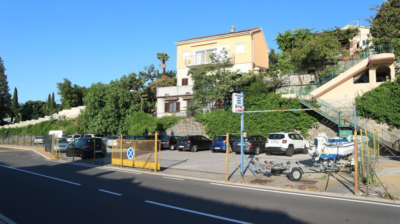 Apartments Komel I Opatija Exteriör bild