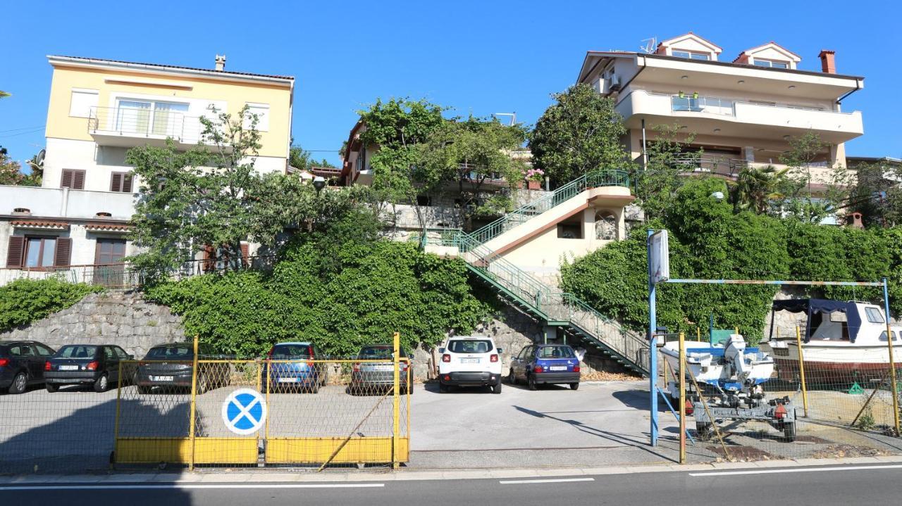 Apartments Komel I Opatija Exteriör bild